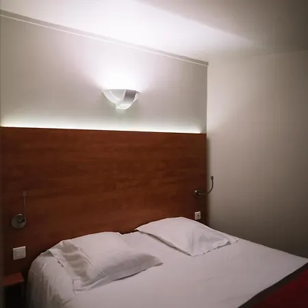 Hotel Les Vallees Labellemontagne 4* Ла-Бресс