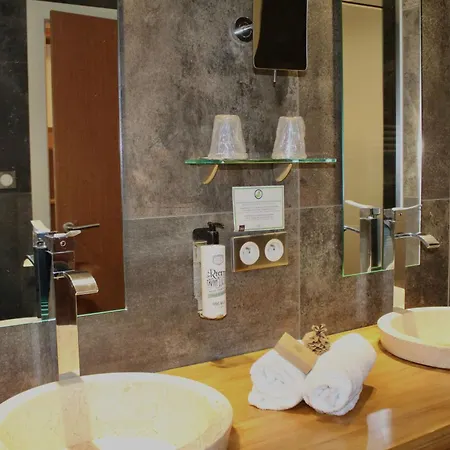Les Vallees Labellemontagne 아파트호텔 4*