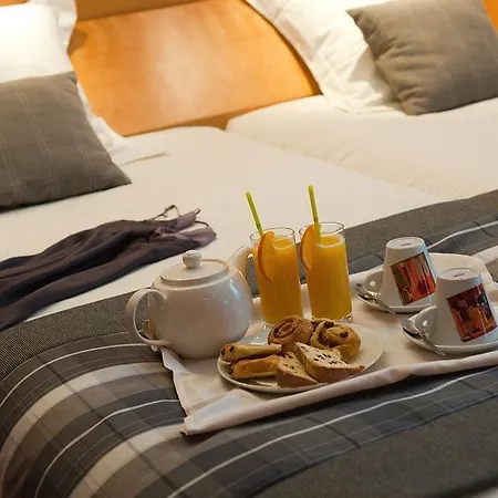 Апарт-отель Hotel Les Vallees Labellemontagne 4*