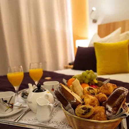 Hotel Les Vallees Labellemontagne 4* Ла-Бресс