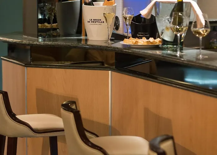 Hotel Les Vallees Labellemontagne 4* Ла-Бресс