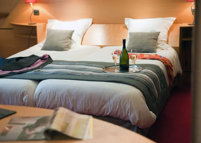 Апарт-отель Hotel Les Vallees Labellemontagne 4*