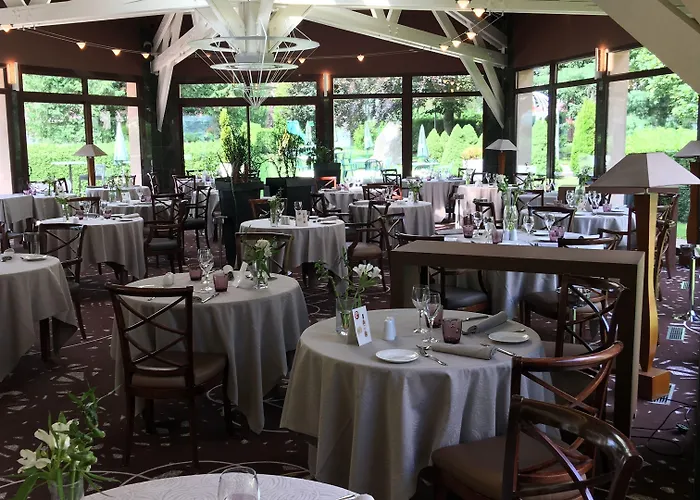 Апарт-отель Hotel Les Vallees Labellemontagne