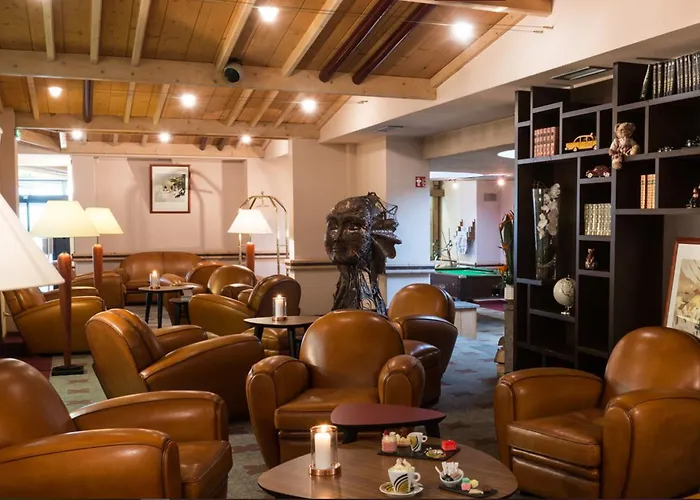 Апарт-отель Hotel Les Vallees Labellemontagne Ла-Бресс