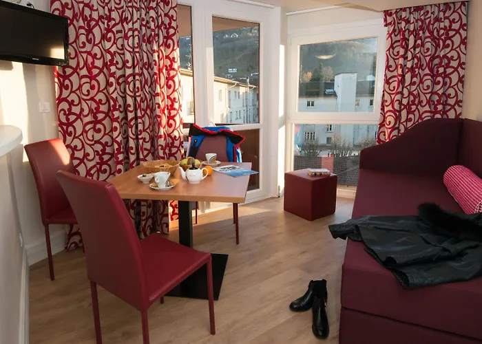 Апарт-отель Hotel Les Vallees Labellemontagne 4*